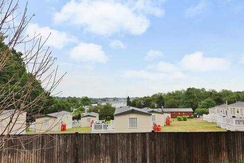 undefined, Satchell Lane, Southampton SO31