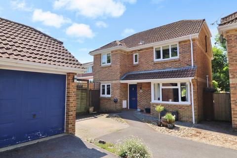 4 bedroom detached house for sale, High Street, Southampton SO30