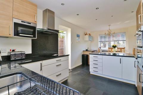 4 bedroom detached house for sale, Firs Drive, Southampton SO30