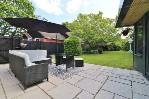 5 bedroom detached house for sale, St. Johns Road, Southampton SO30