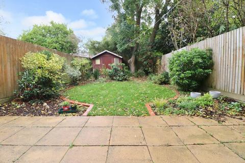 2 bedroom end of terrace house for sale, Spring Gardens, Southampton SO30