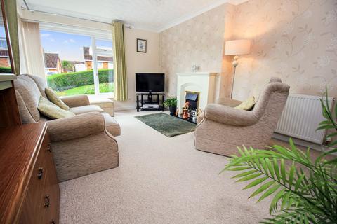 2 bedroom detached bungalow for sale, St. Margarets Close, Southampton SO18
