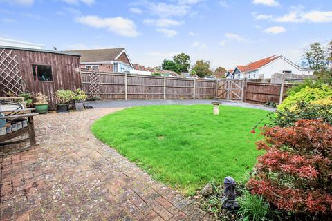 2 bedroom detached bungalow for sale, St. Margarets Close, Southampton SO18