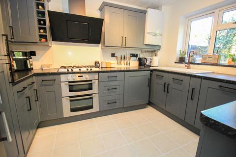 undefined, Tumulus Close, Southampton SO19