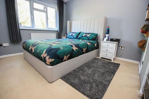 undefined, Tumulus Close, Southampton SO19