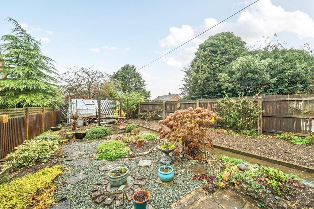 REAR GARDEN.jpg