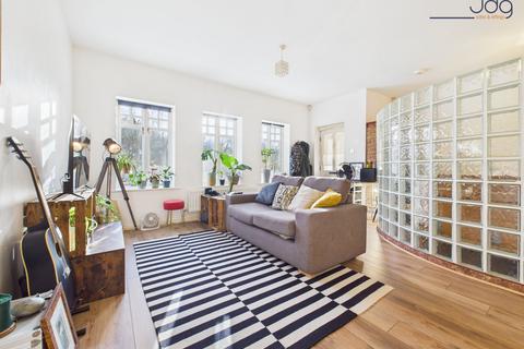undefined, The Colonnade, Lancaster | Ideal First-Time Buy or Downsizer in Highly Regarded Standen Park