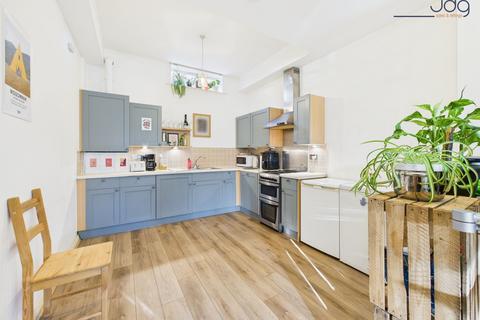 undefined, The Colonnade, Lancaster | Ideal First-Time Buy or Downsizer in Highly Regarded Standen Park