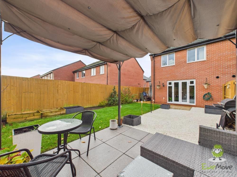 Garden.. Emily Dimelow Ewemove Whitchurchand Nantwich