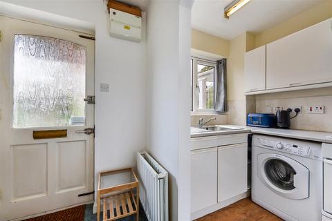 1 bedroom house for sale, Brackenbury, Andover
