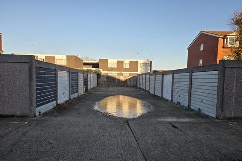 undefined, Heathdene Drive, Belvedere DA17