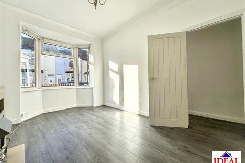 undefined, West End Avenue, Doncaster