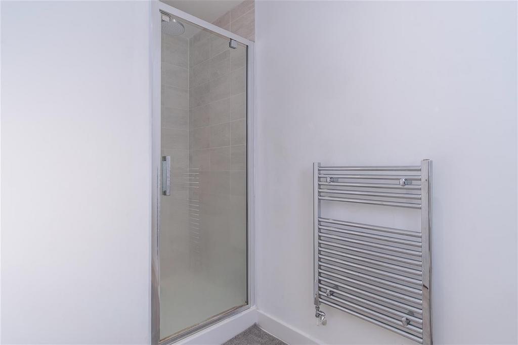 Master Bedroom Ensuite