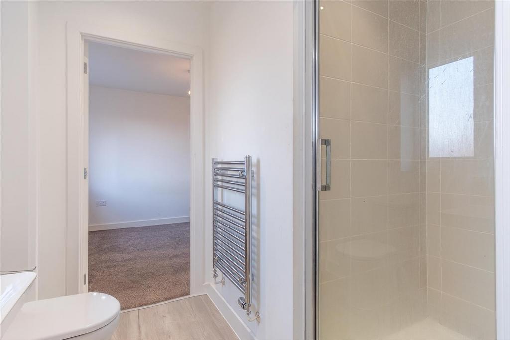 Jack & Jill Ensuite