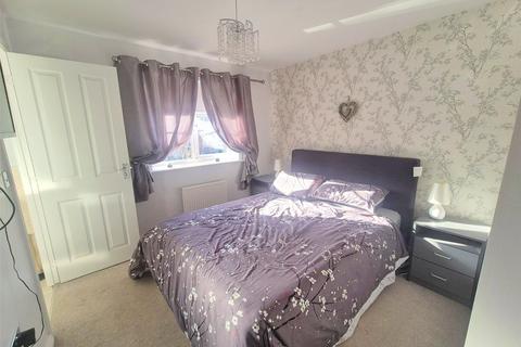 3 bedroom end of terrace house for sale, Cover Drive, St. Georges, Telford, Shropshire, TF2