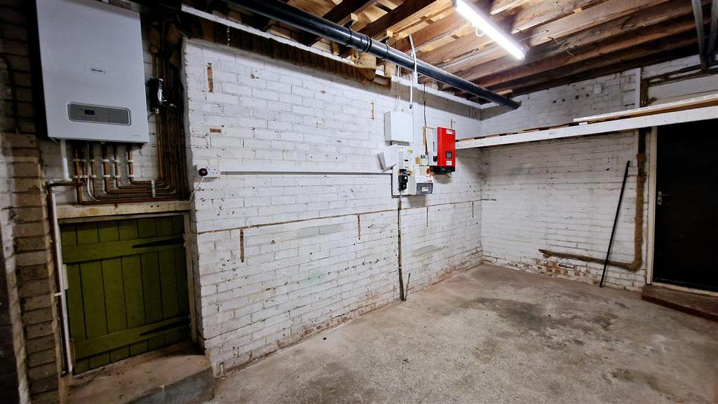 Alternative Garage