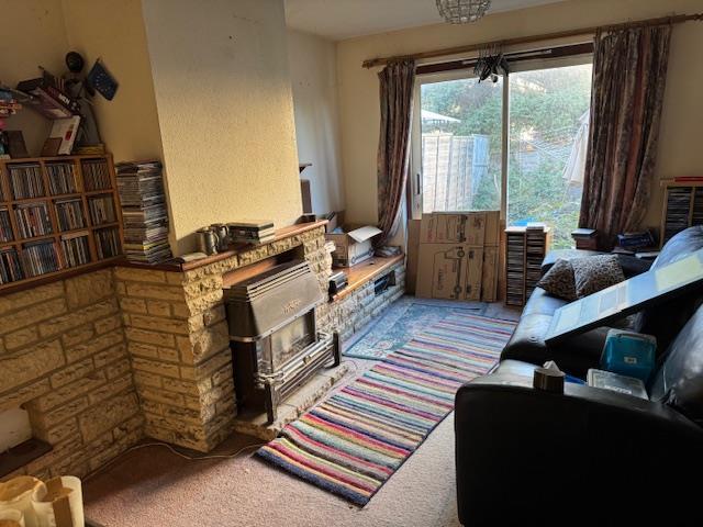 Sitting/dining room