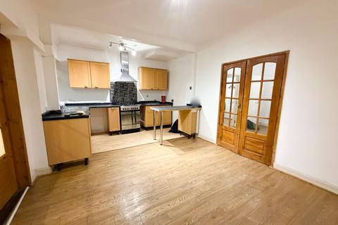 undefined, St. Albans Avenue, London, E6