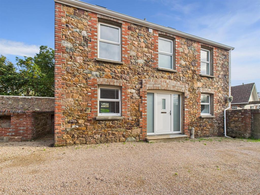 CAM04392 G0-PR0155-STILL002.jpg