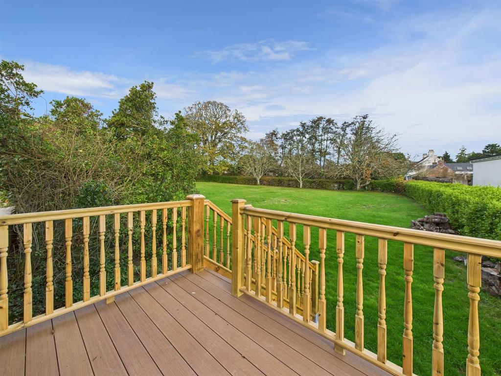 CAM04392 G0-PR0155-STILL016.jpg