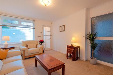undefined, Manor Park, Hamilton
