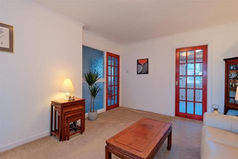 undefined, Manor Park, Hamilton