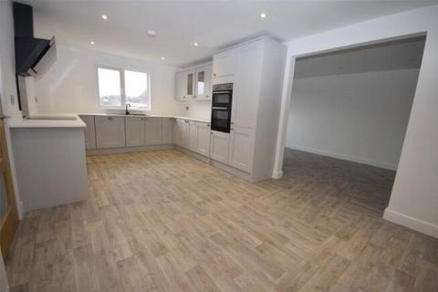 1 bedroom detached house to rent, Brook Road, Bristol BS16