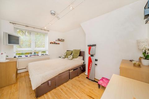 undefined, Dalmeny Avenue, London N7