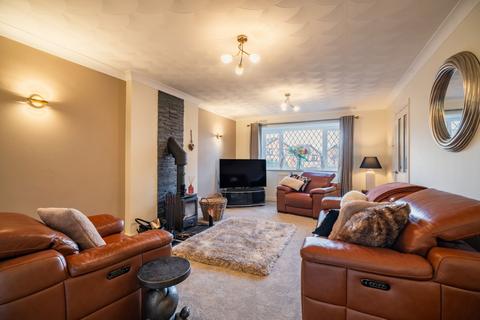 4 bedroom detached house for sale, Canol Y Bryn, Mynydd Isa CH7