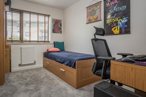 undefined, Rollason Way, Brentwood