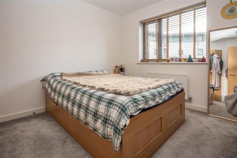 undefined, Rollason Way, Brentwood