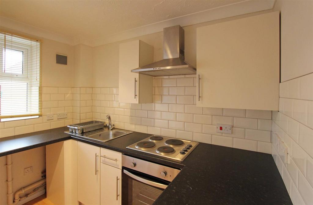 Kitchen 2 New.jpg