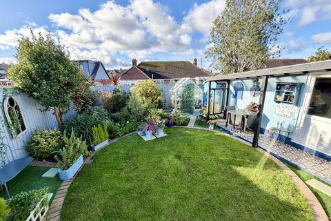 3 bedroom detached bungalow for sale, Elmfield Crescent, Exmouth