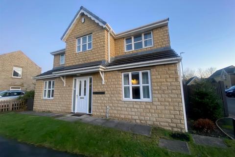 4 bedroom detached house to rent, Old Bank Road, Earlsheaton, Dewsbury