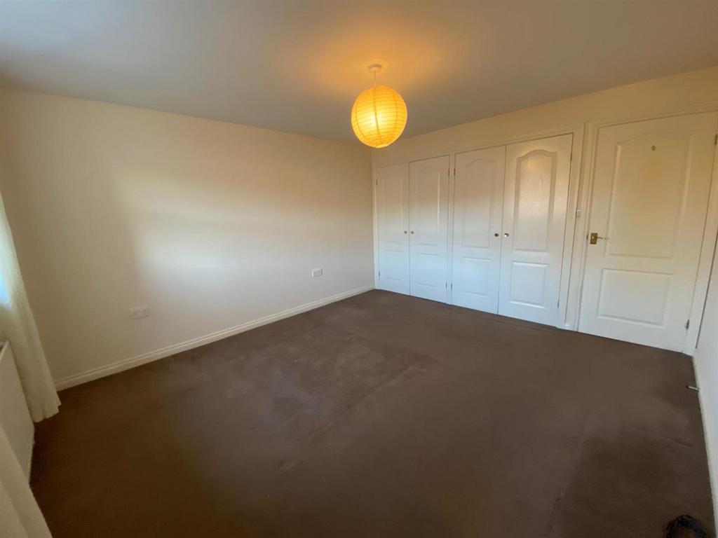 MASTER BEDROOM.jpg
