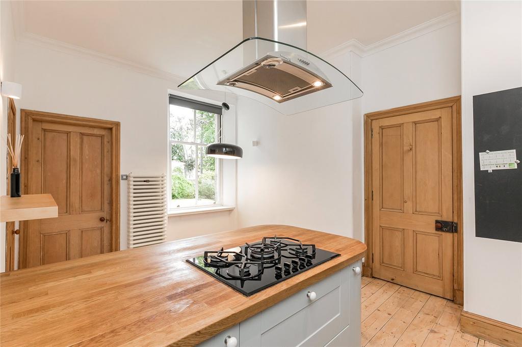 Kitchen Alt