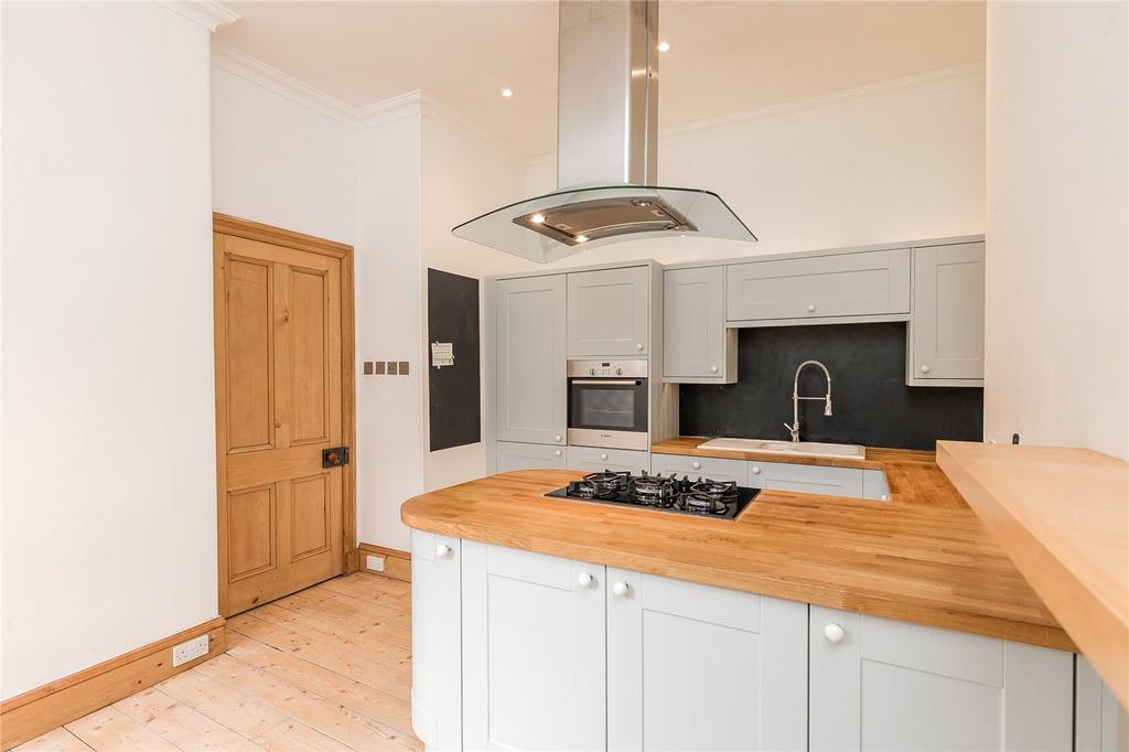 Kitchen Alt