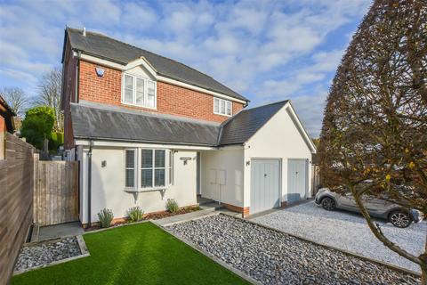undefined, Riseway, Brentwood