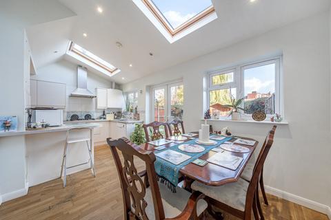 undefined, Grand Drive, Raynes Park, London, SW20