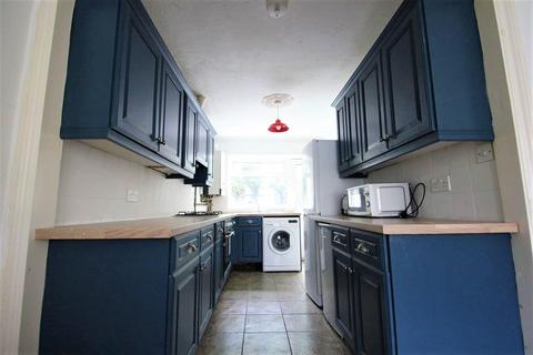 4 bedroom house share to rent, Mayo Road, Brighton