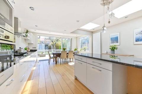 undefined, Manor Road, Surrey