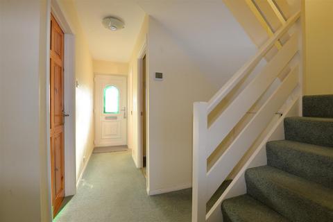 3 bedroom terraced house to rent, Spillers Close, Bridgwater TA6