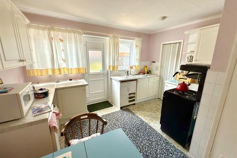 undefined, Mills Drive, Corton, Lowestoft