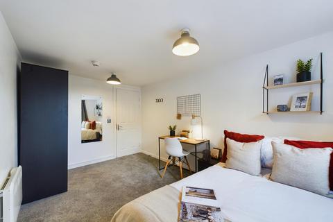 7 bedroom house to rent, KIPPAX STREET, Manchester M14
