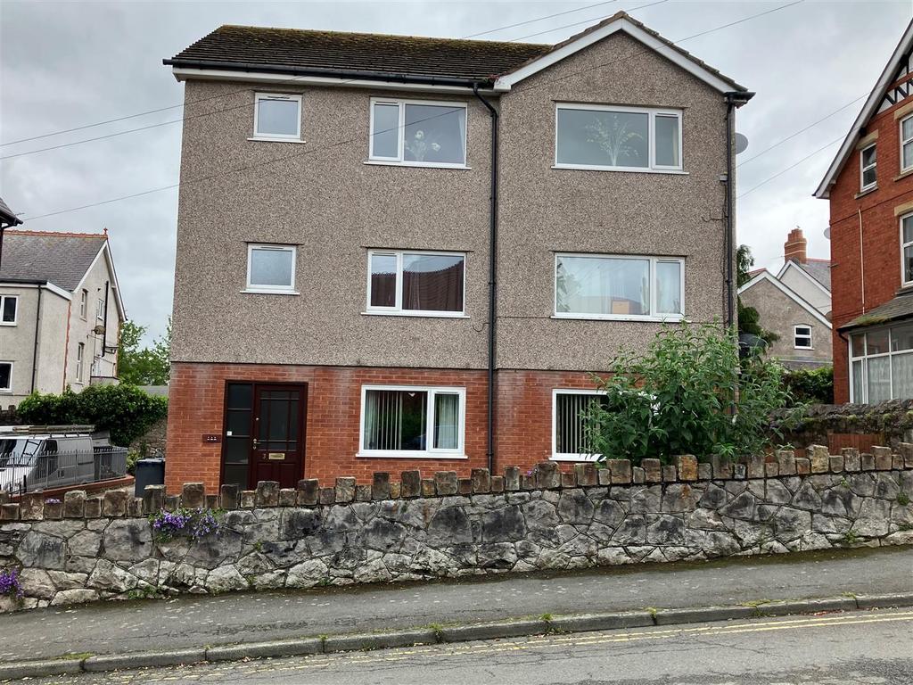 Flat 3 3 woodland park d.jpg