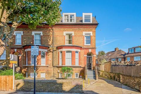 St. James Terrace, London SW12