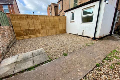 Studio to rent, Cheddon Road, Taunton, TA2