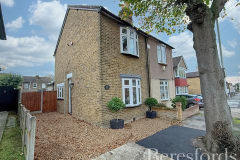 Claremont Road, Hornchurch, RM11