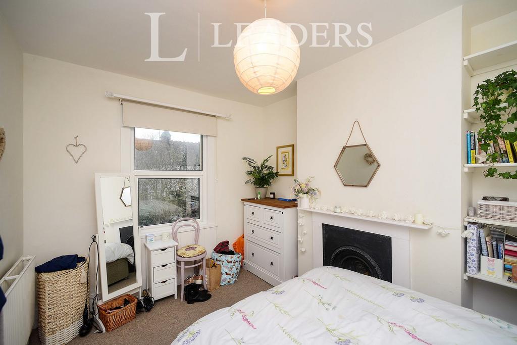 Second bedroom