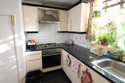 1 bedroom flat to rent, Sycamore Avenue, South Ealing, W5